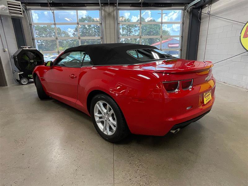 Used 2013 Chevrolet Camaro LT RWD image 3