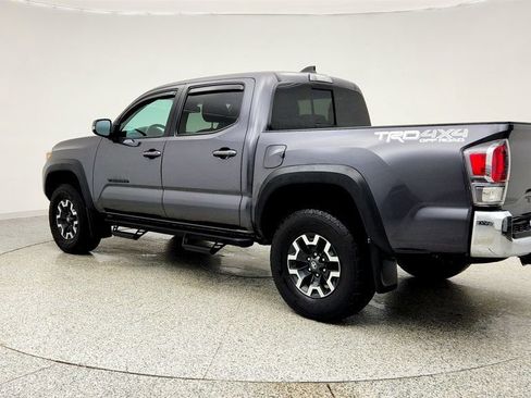 Used 2020 Toyota Tacoma TRD Off-Road w/ Blackout Package AWD/4WD image 7