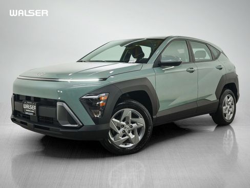 Used 2025 Hyundai Kona SE AWD/4WD image 1