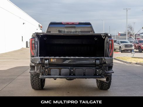 Used 2024 GMC Sierra 2500 AT4 w/ AT4 Premium Plus Package image 8