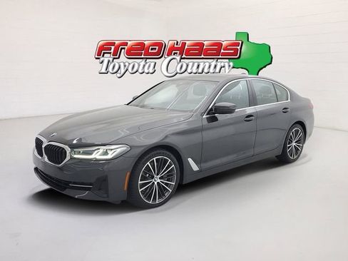 Used 2023 BMW 530i w/ Premium Package RWD image 1