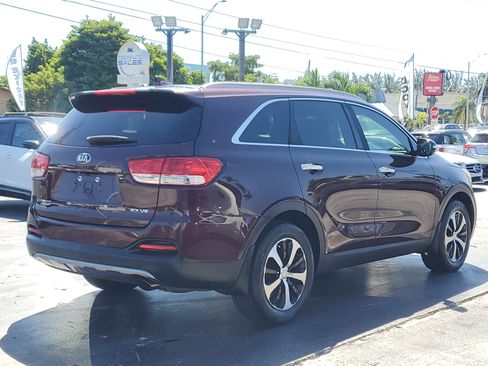 Used 2017 Kia Sorento EX w/ EX V6 Premium Package image 6