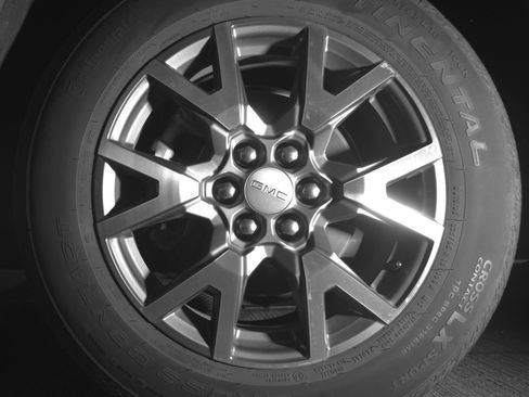 Used 2023 GMC Acadia SLT FWD image 12