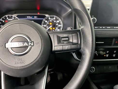 Certified 2023 Nissan Rogue S image 23