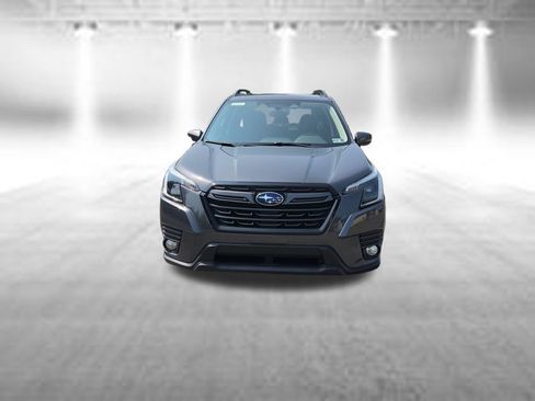 Certified 2023 Subaru Forester Limited AWD/4WD image 2
