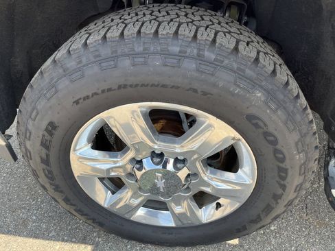 Used 2016 Chevrolet Silverado 2500 W/T w/ WT Convenience Package AWD/4WD image 16