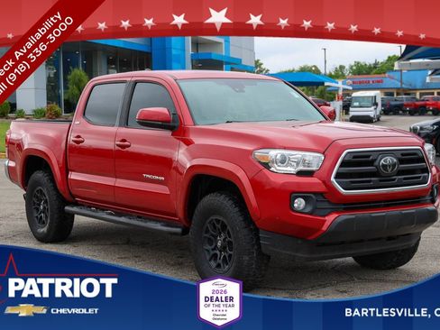 Used 2019 Toyota Tacoma SR5 AWD/4WD image 1
