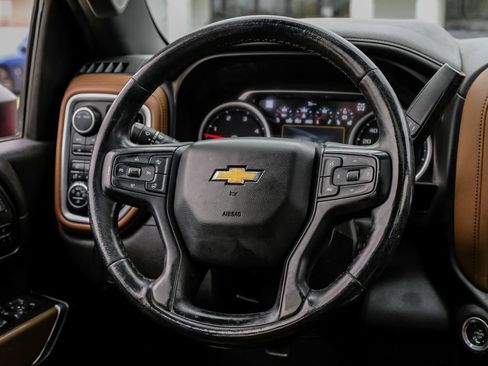 Used 2021 Chevrolet Silverado 3500 High Country AWD/4WD image 15