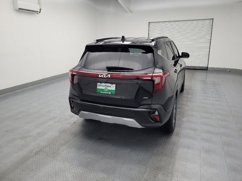 Used 2024 Kia Seltos S AWD/4WD image 7