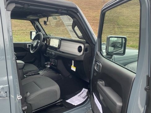 New 2026 Jeep Gladiator Sport image 27