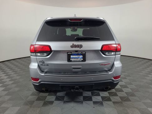 Used 2021 Jeep Grand Cherokee Trailhawk w/ Trailhawk Luxury Group AWD/4WD image 4