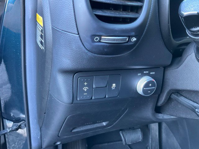Used 2017 Kia Soul + w/ Audio Package FWD image 8