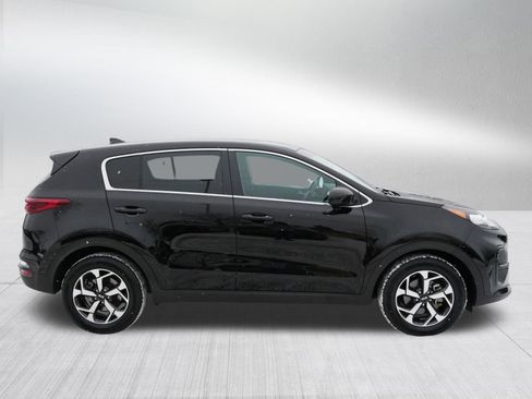 Used 2020 Kia Sportage LX image 8