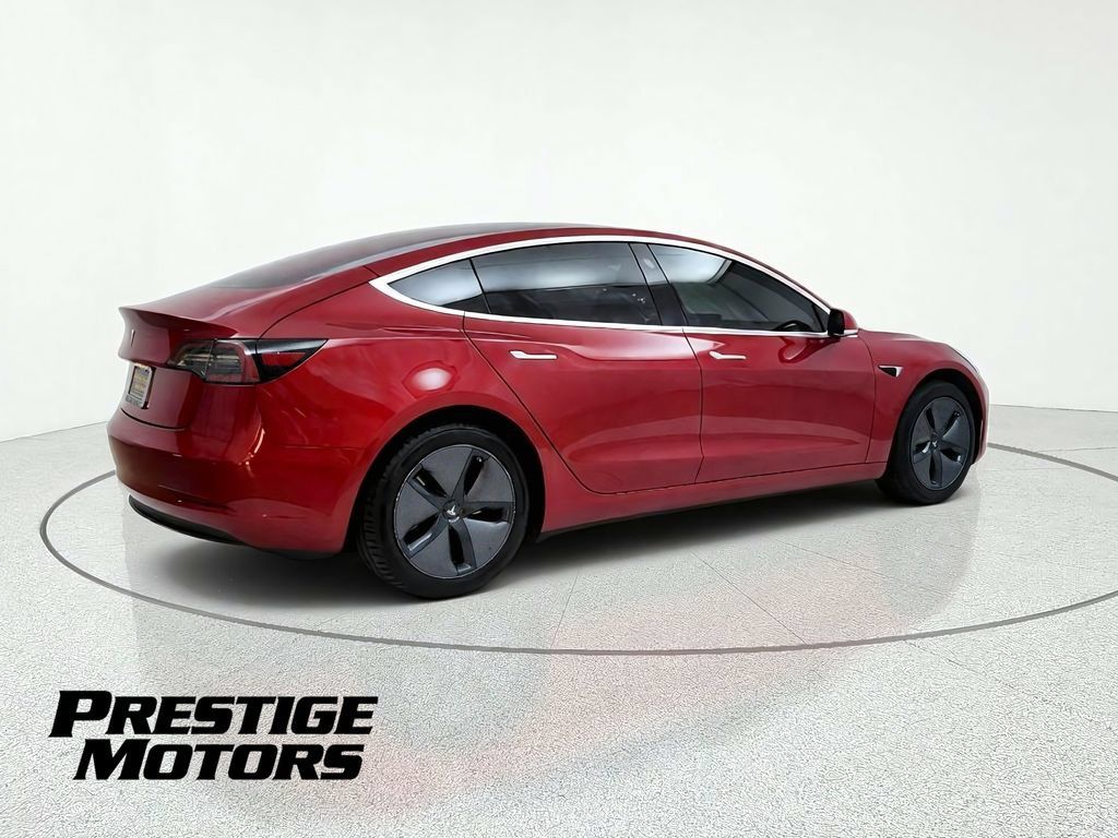 Used 2018 Tesla Model 3 Long Range RWD image 8