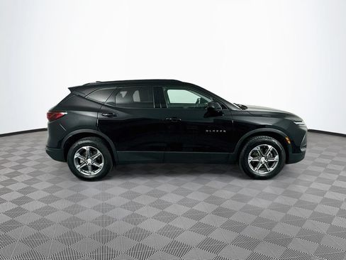 Used 2023 Chevrolet Blazer LT w/ Convenience Package FWD image 11