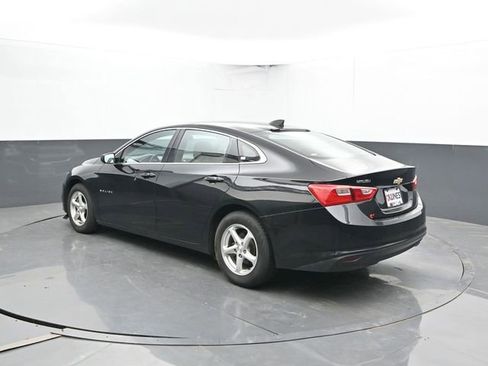 Used 2017 Chevrolet Malibu LS FWD image 6