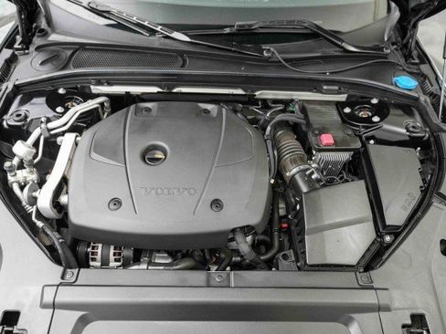 Used 2021 Volvo V90 T6 Inscription w/ Climate Package image 31