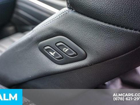 Used 2025 Genesis GV80 2.5T Standard AWD/4WD image 32