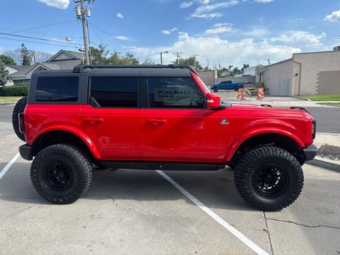 Used 2023 Ford Bronco Outer Banks AWD/4WD image 4