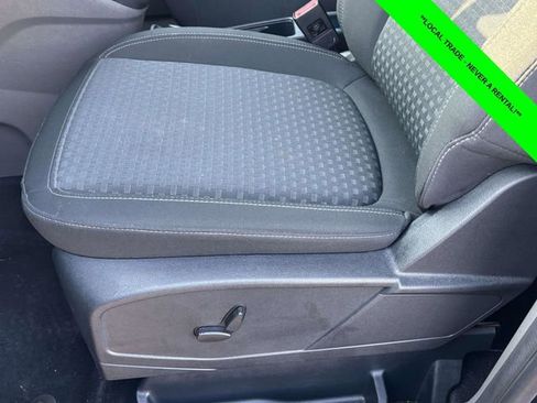 Used 2023 Ford Transit Connect XLT image 5