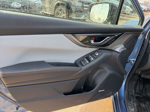 Used 2019 Subaru Crosstrek 2.0i Limited w/ Moonroof Package w/Navigation image 12