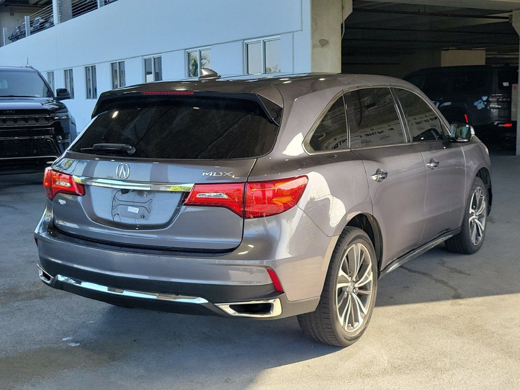 Used 2020 Acura MDX w/ Technology Package FWD image 2