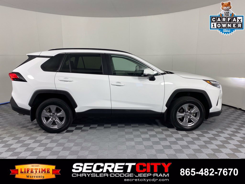 Used 2023 Toyota RAV4 XLE w/ Convenience Package AWD/4WD image 8