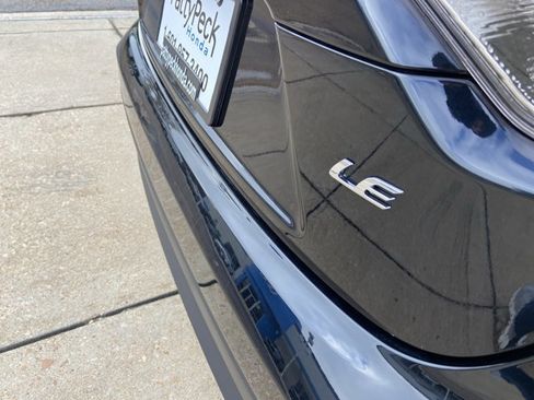 Used 2024 Toyota Corolla LE image 50