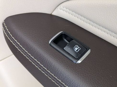 Used 2016 Mercedes-Benz GLE 350 image 44