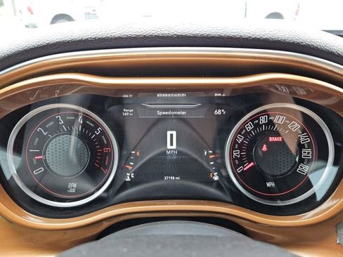 Used 2016 Dodge Challenger R/T Scat Pack RWD image 22
