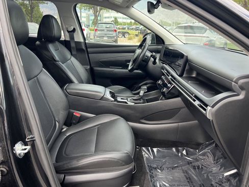 Certified 2025 Hyundai Tucson SEL AWD/4WD image 17