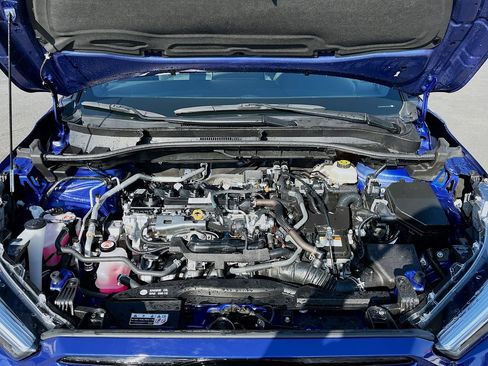 Used 2025 Toyota Corolla Cross XSE w/ Convenience Package image 32