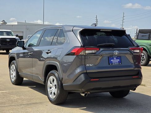 Used 2025 Toyota RAV4 LE FWD image 7
