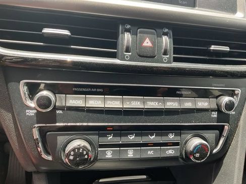 Used 2018 Kia Optima LX w/ 17" Alloy Wheels Package FWD image 19