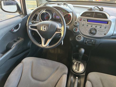 Used 2013 Honda Fit image 10