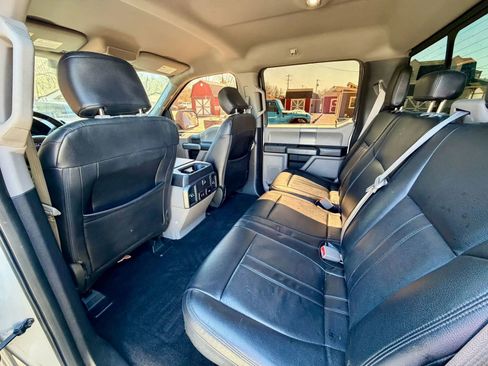 Used 2018 Ford F150 XLT w/ Equipment Group 302A Luxury image 14