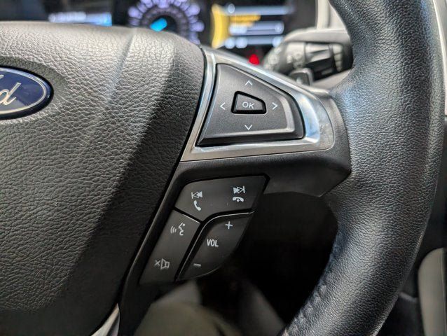 Used 2018 Ford Edge SEL w/ Equipment Group 201A AWD/4WD image 21
