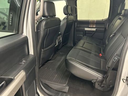 Used 2019 Ford F150 Lariat image 8