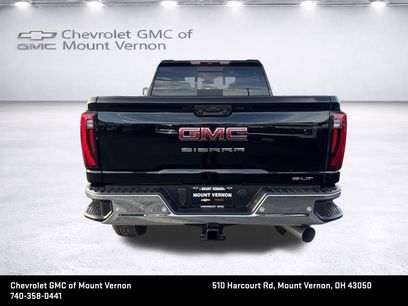 New 2026 GMC Sierra 2500 SLT w/ SLT Premium Package