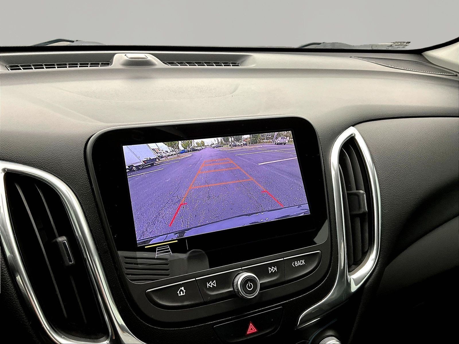 Used 2019 Chevrolet Equinox LT FWD image 14