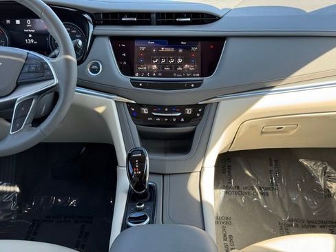 Used 2024 Cadillac XT5 Premium Luxury w/ Technology Package image 30