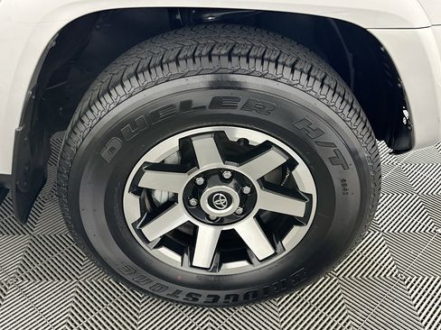 Used 2024 Toyota 4Runner TRD Off-Road image 11