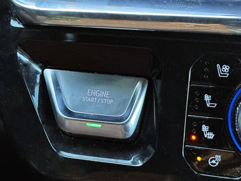 Used 2024 GMC Sierra 1500 Denali Ultimate image 32