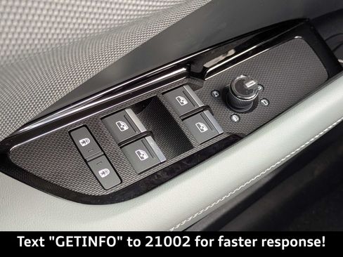 New 2026 Audi Q3 quattro 2.0T AWD/4WD image 25