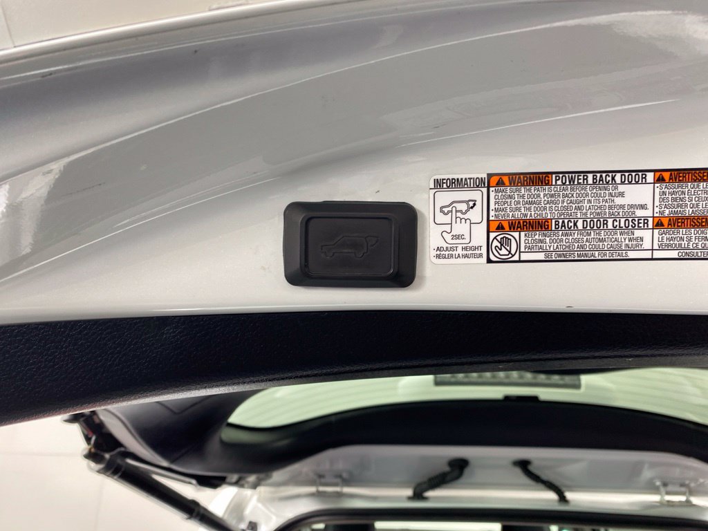 Used 2017 Toyota RAV4 Platinum w/ All Weather Liner Package AWD/4WD image 28
