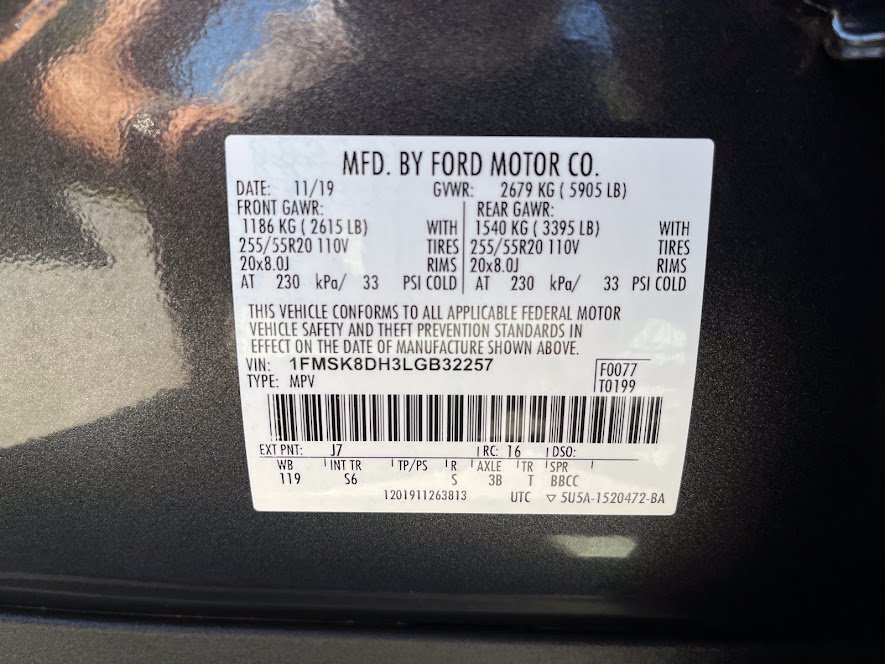 Used 2020 Ford Explorer XLT w/ Equipment Group 202A AWD/4WD image 7