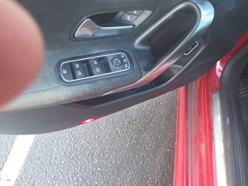 Used 2021 Mercedes-Benz CLA 250 image 16