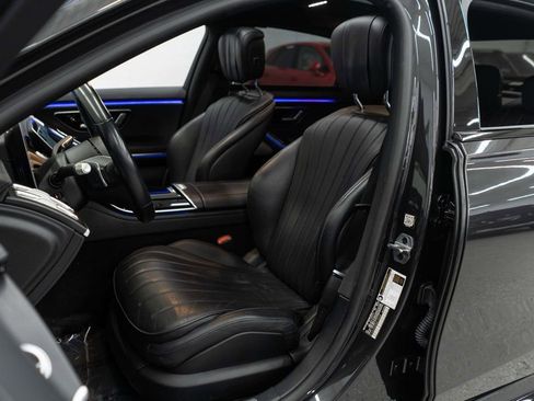 Used 2022 Mercedes-Benz S 500 4MATIC w/ AMG Line Package image 8