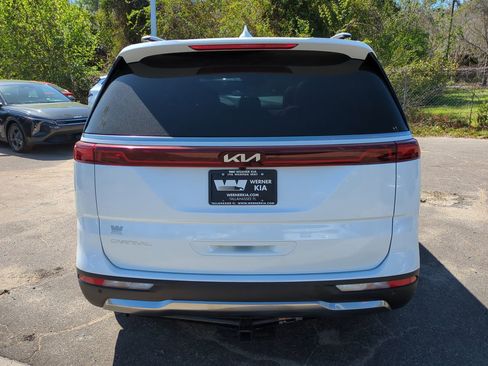 Certified 2023 Kia Carnival SX Prestige image 6