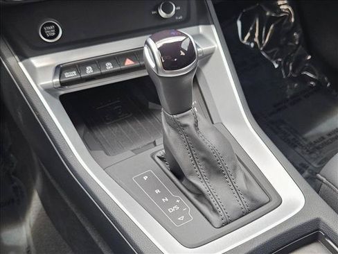 Used 2023 Audi Q3 2.0T Premium Plus w/ Premium Plus Package AWD/4WD image 16
